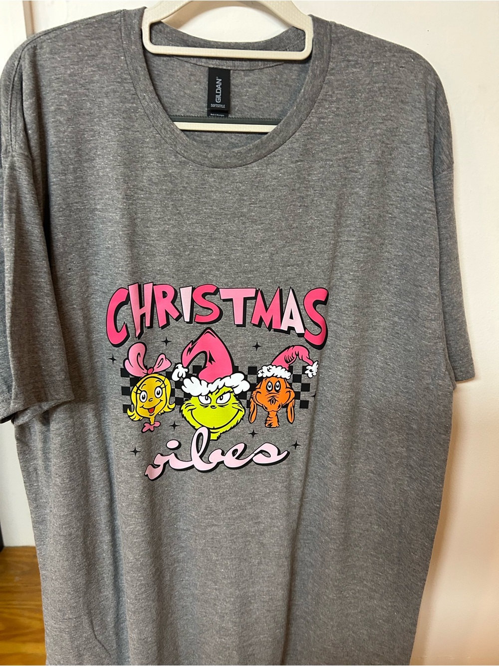 Men's Gray Gildan Softstyle Shirt